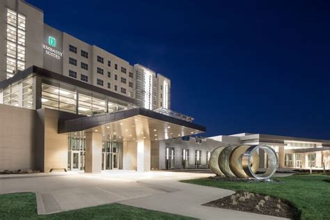 Embassy Suites by Hilton Kansas City Olathe, Olathe, USA.